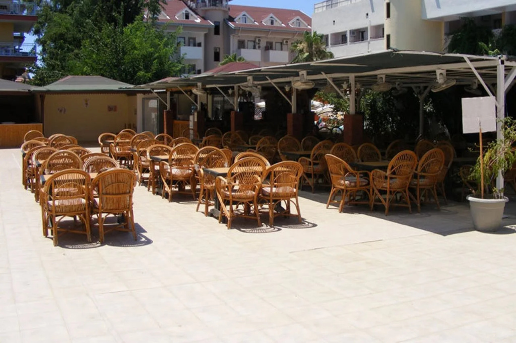 Side Yeşilöz Hotel