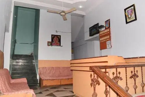 Sairatna Hotel