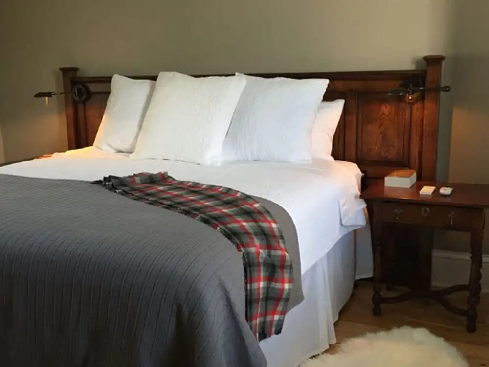 Inn at 34