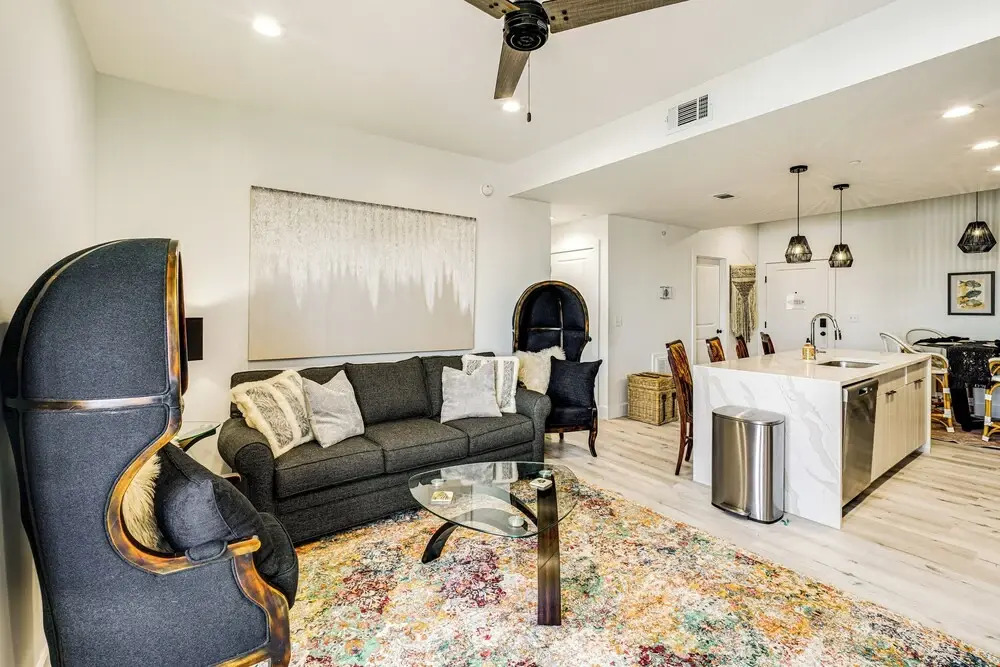 3 Mi to Gulfport Beaches: Waterfront 'casa Pesce'