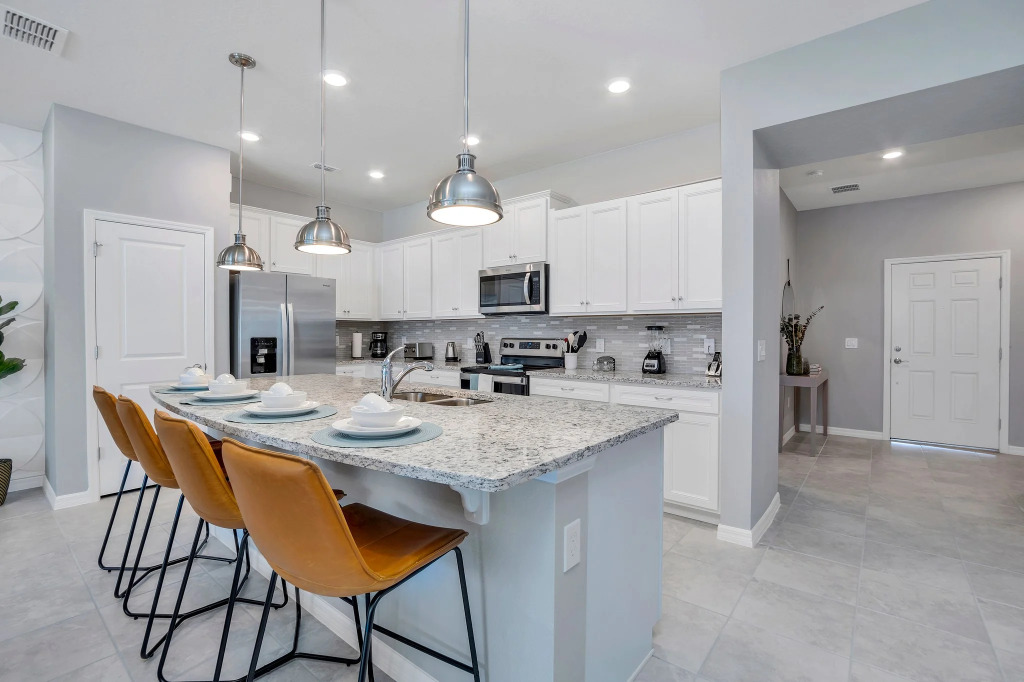 1360LAVA, Davenport, US