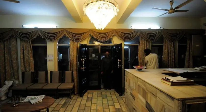 Hotel Amba Inn