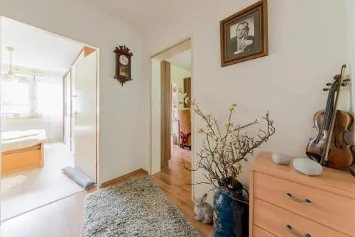 6393 Private Room