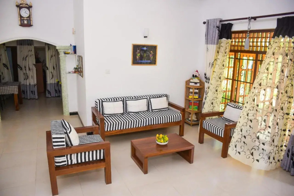 CASA VACANSA HOME STAY