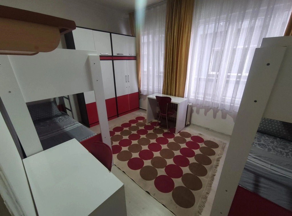 Hostelida