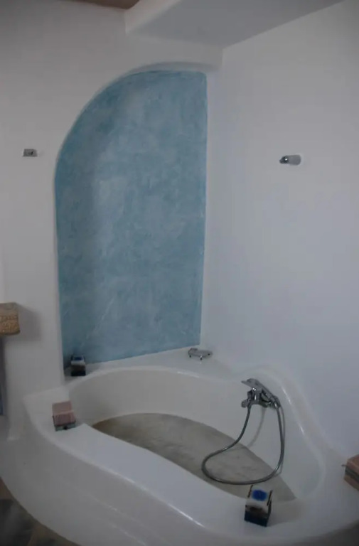 Delicate Mykonian House at Houlakia