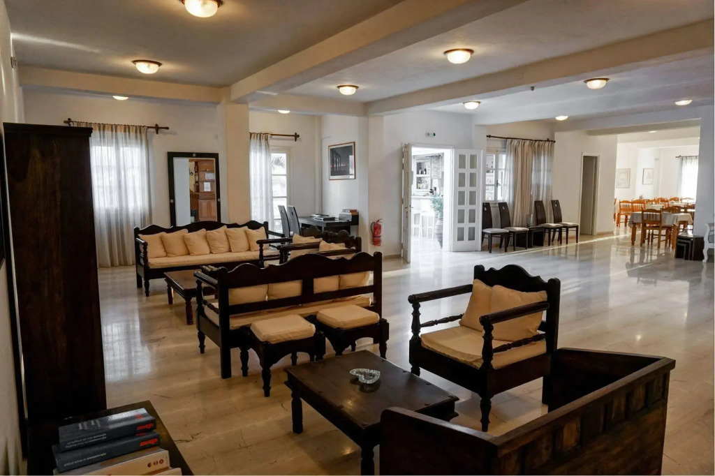 Alexandra Hotel