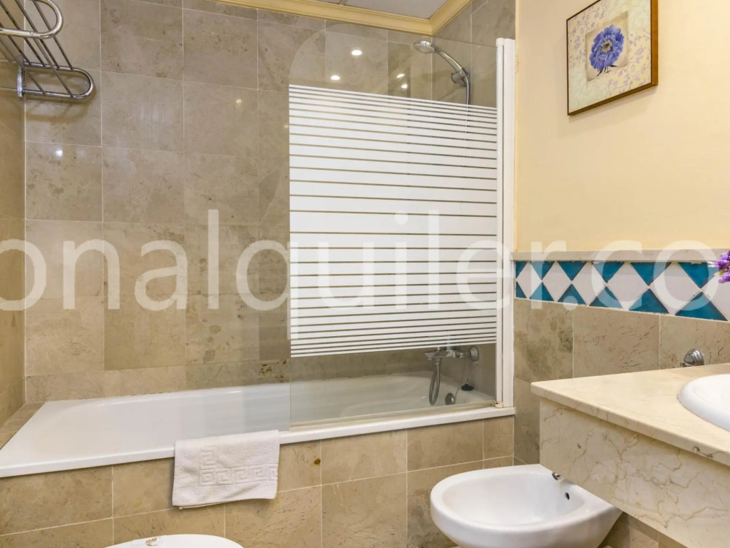 Banana Beach Marbella 4 pax 326