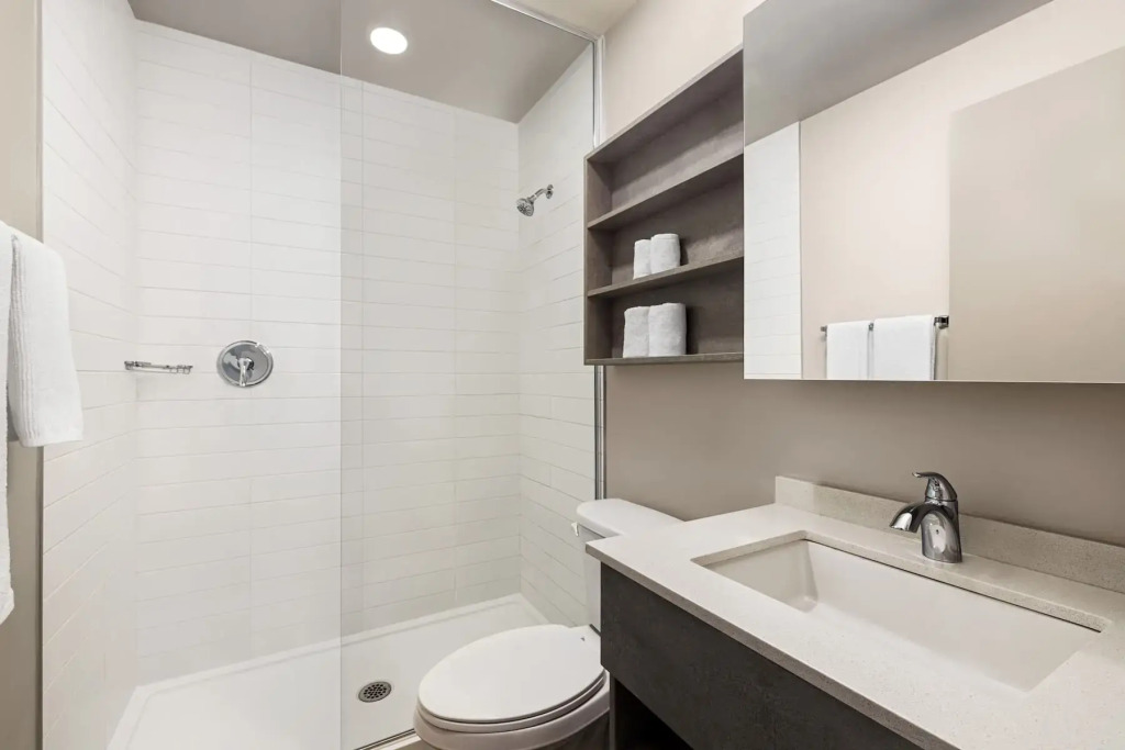 Microtel Inn & Suites by Wyndham Boisbriand
