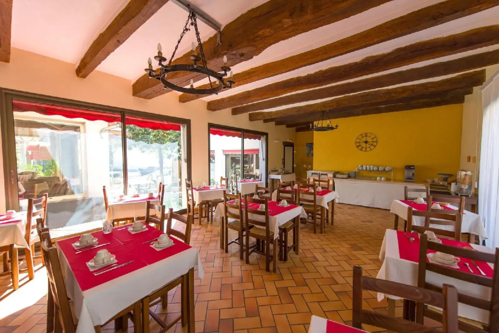 Hotel Val De Loire