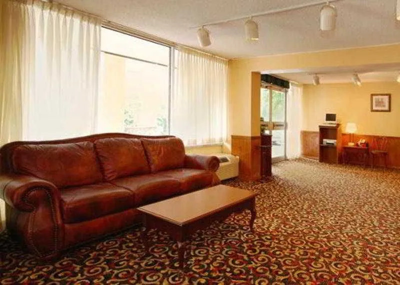 Red Roof Inn Charlottesville
