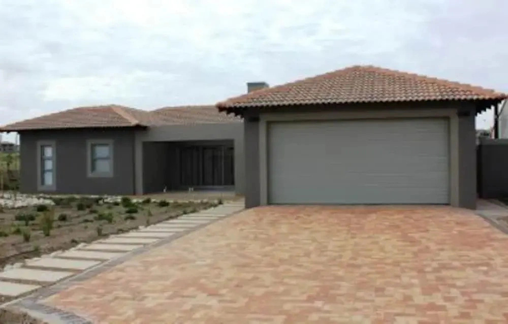 Tolbos House