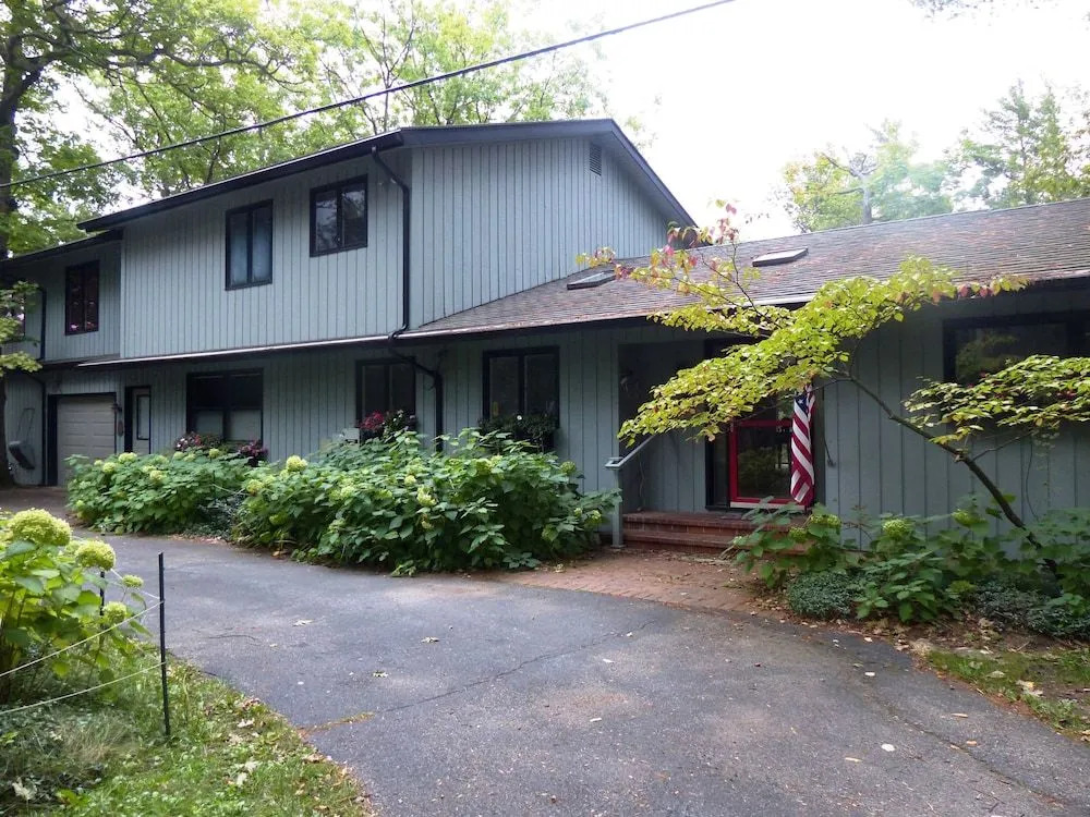 The Weaver House