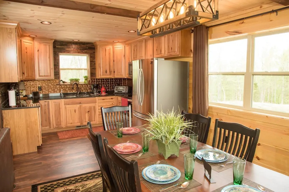 Copper Fox 3 Bedroom Cabin