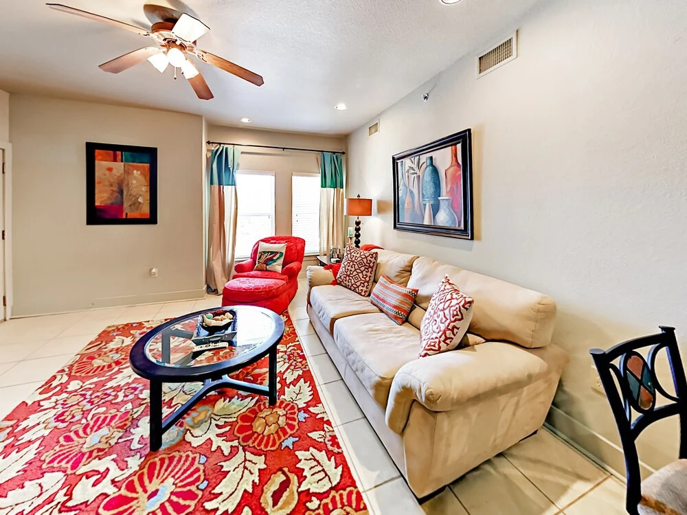 20050 Oak Road E Condo Unit 1003 3 Bedrooms 2 Bathrooms Condo