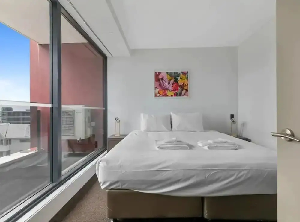 Relaxing Two Bedroom Apt With Balcony!