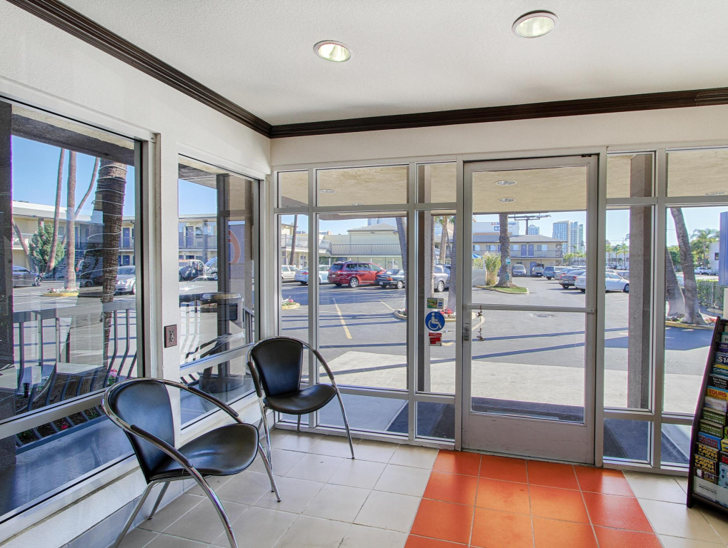 Motel 6 San Diego, CA Airport Harbor