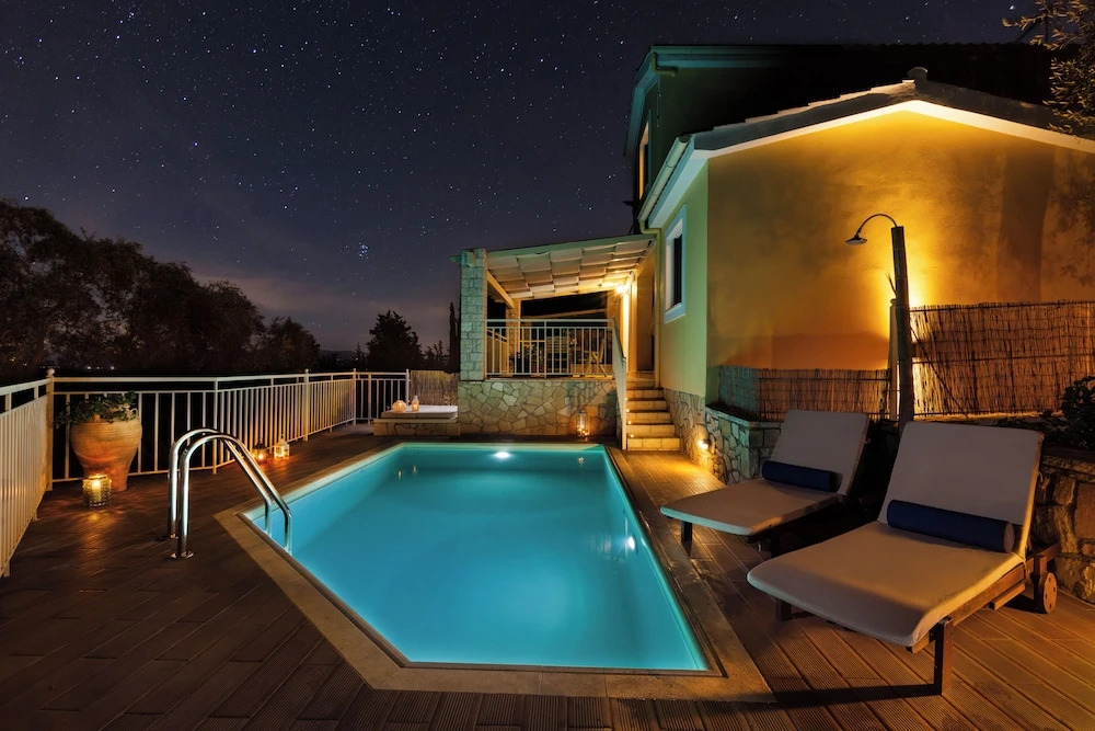 Villas Muscallas by Konnect, 200m from the Beach