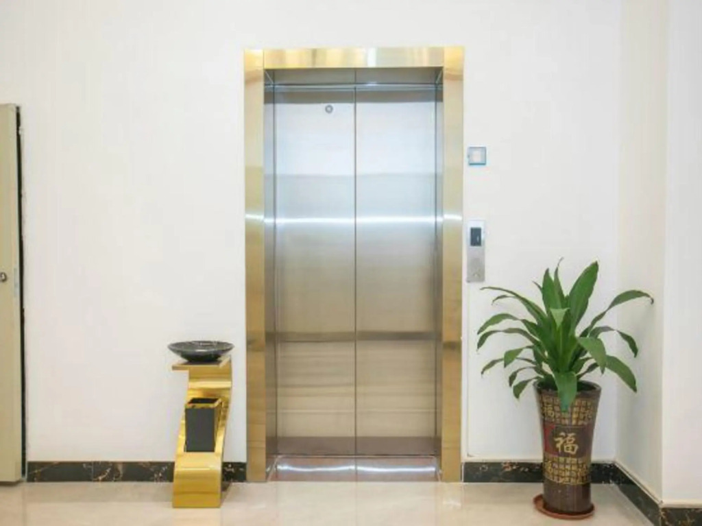 Longting Inn (Zhongshan Nanlang Center)