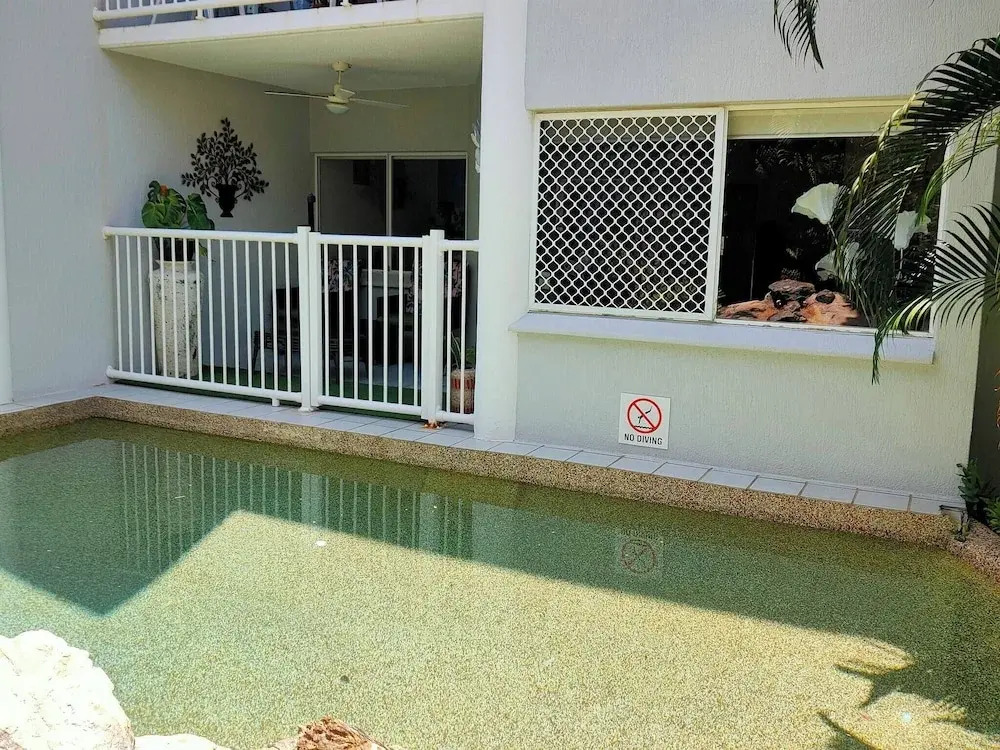 2 Bedroom Condo "w" Pool Entrance off Your Balcony