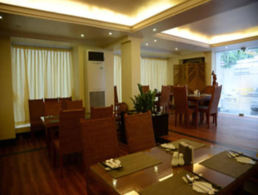Hotel War Dan