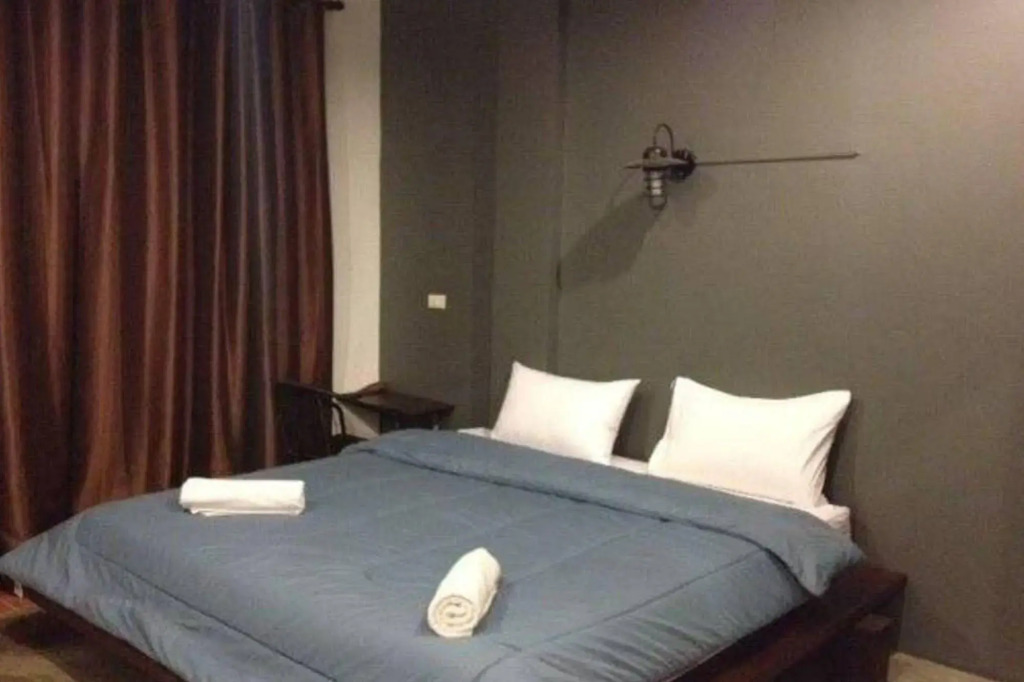 Raya Boutique Hotel