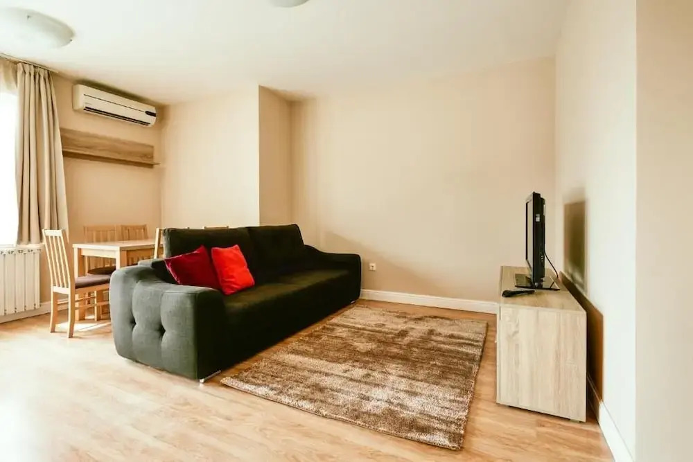 Victoria Garden Apartments