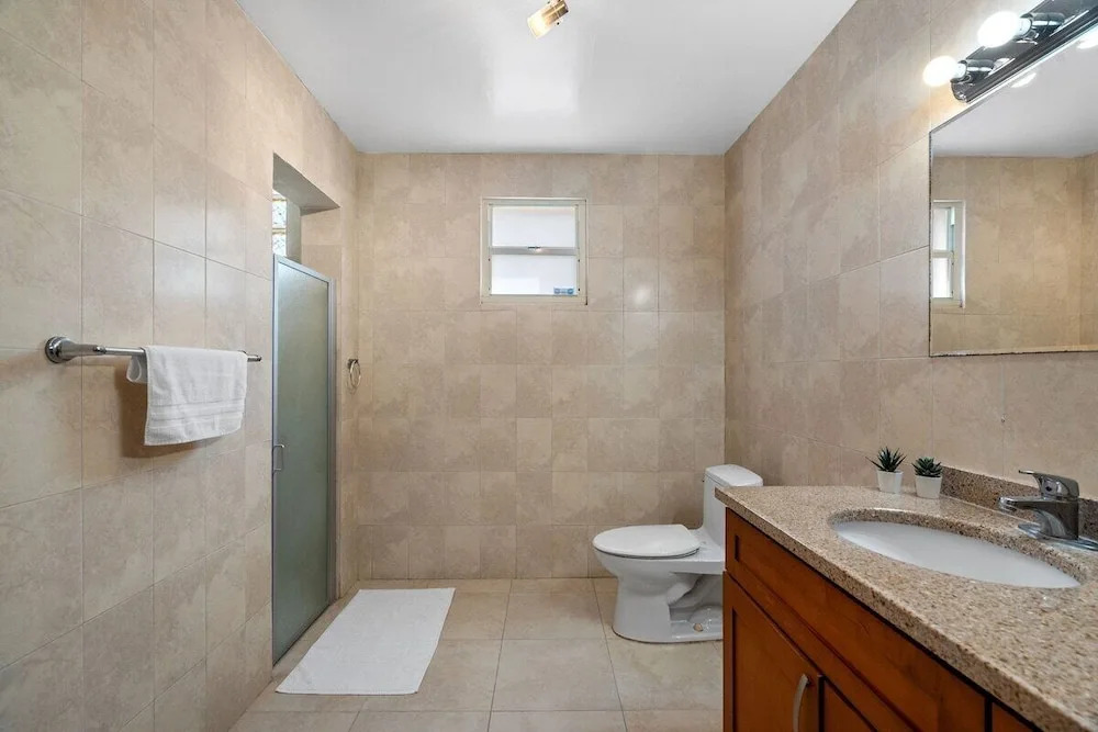 Puerto Rico Oceanpark Beach Rental With King Size Bed Otium Rentals