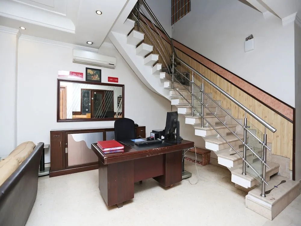 OYO 14789 Kempinski Wide