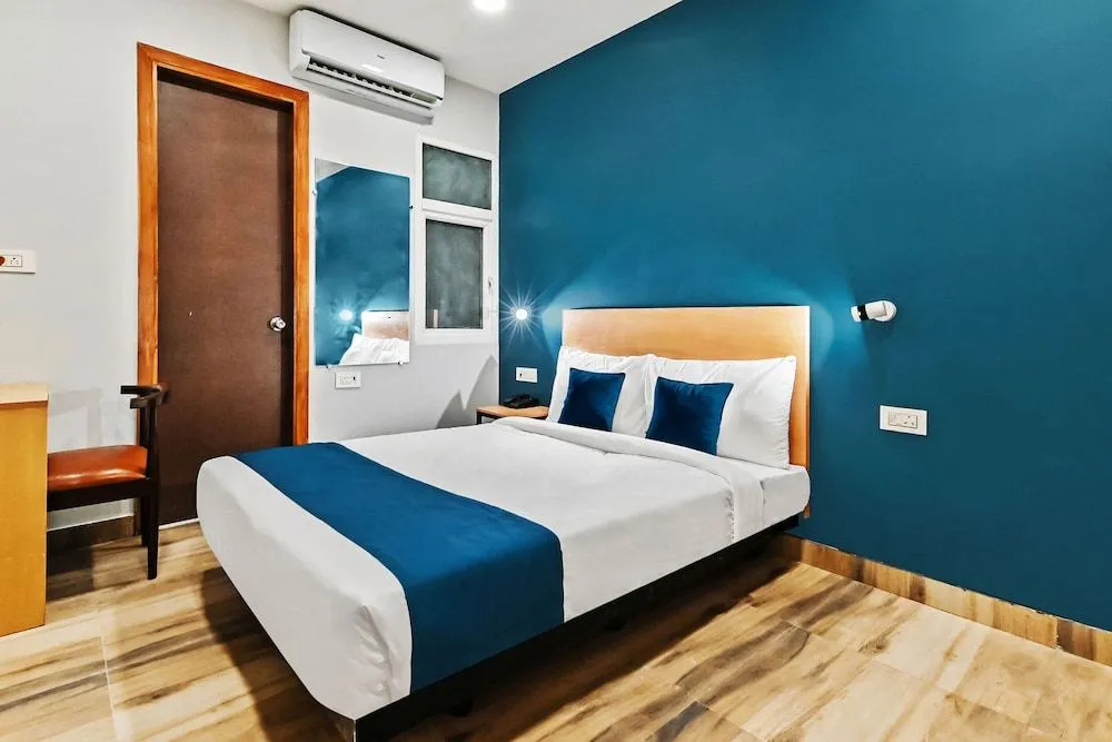 SilverKey Executive Stays 43483 near A One Hospital