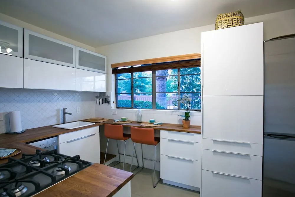 Casa de los Artistas 2 BR by Casago