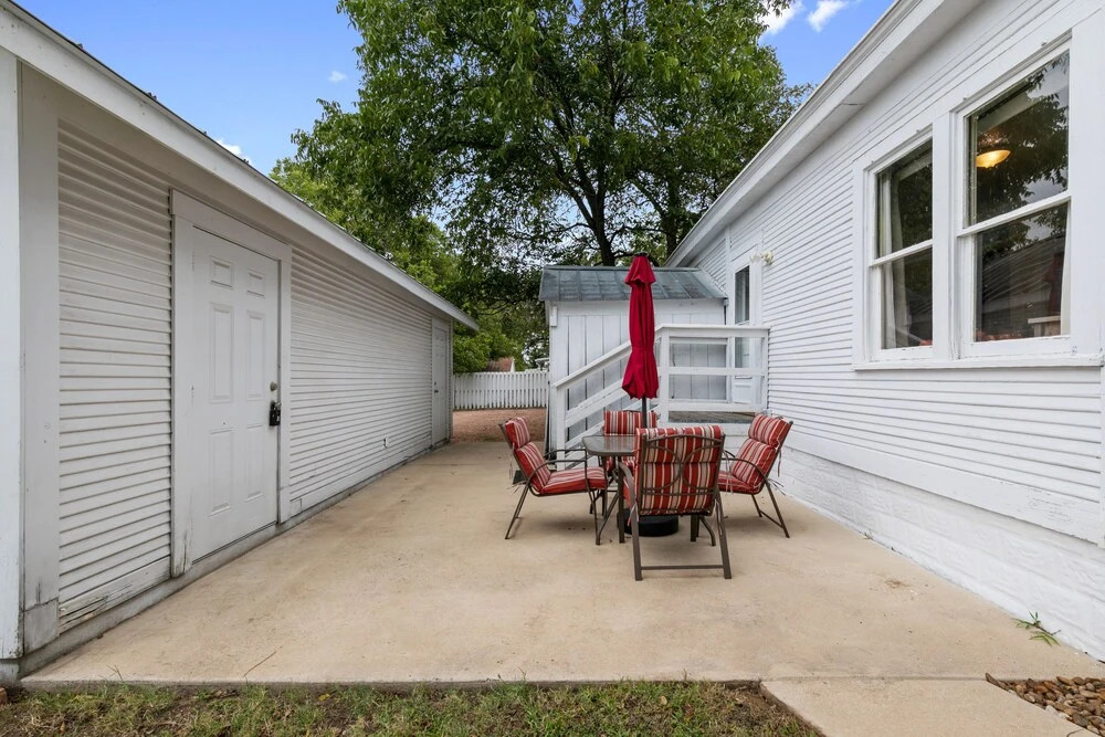 Charming Historic Home one Block From Mainst