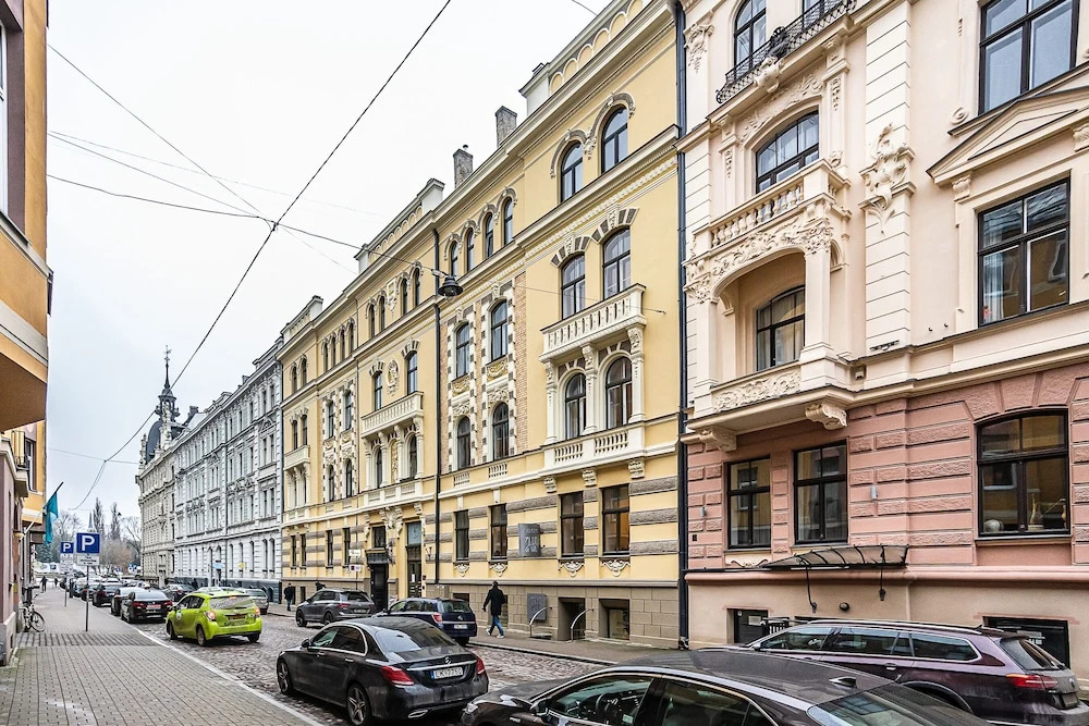Апартаменты WINWINSTAY Art Nouveau