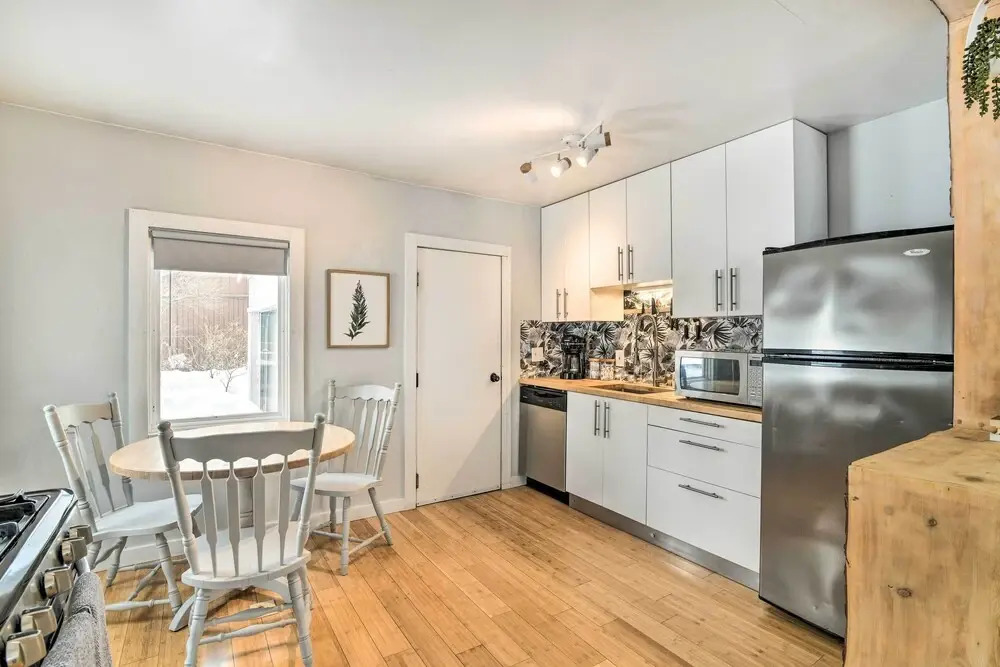 Anchorage Home, Minutes From Downtown
