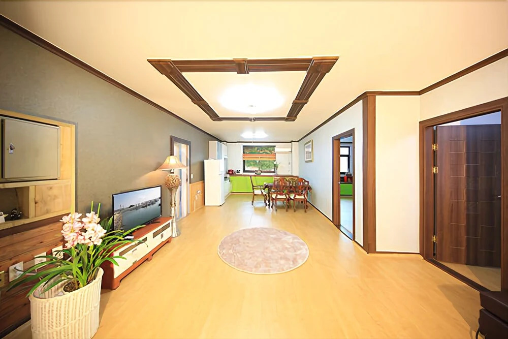 Yeongheung-do Lumiere Pension