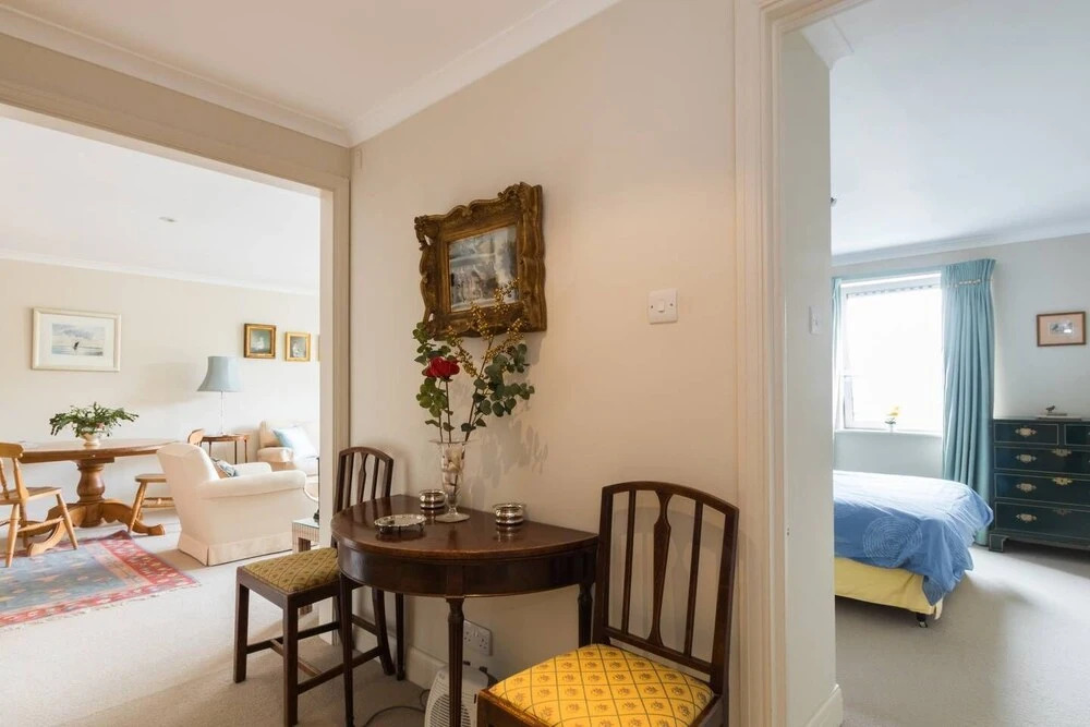Cosy 1-bed Battersea Riverside Apartment