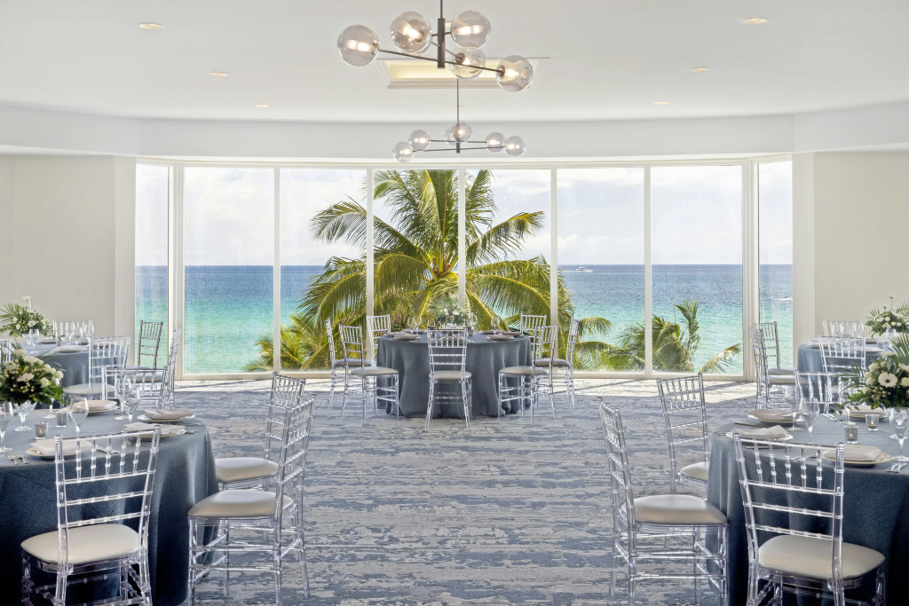 DoubleTree by Hilton Ocean Point Resort - North Miami Beach