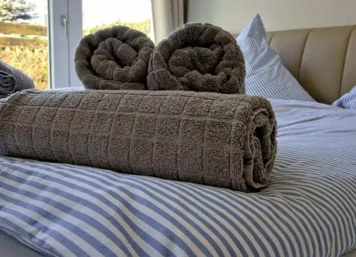 Strandperle; idyllisch gelegen mit Terrasse und Garten, für 4 Personen