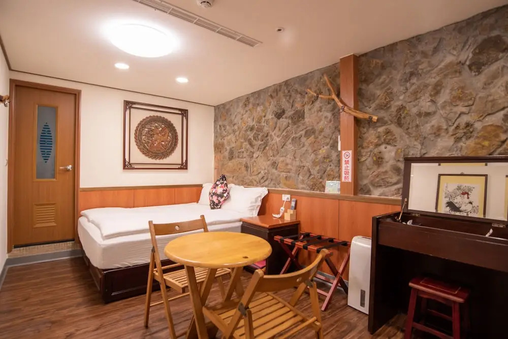 Qu Hi Home Stay