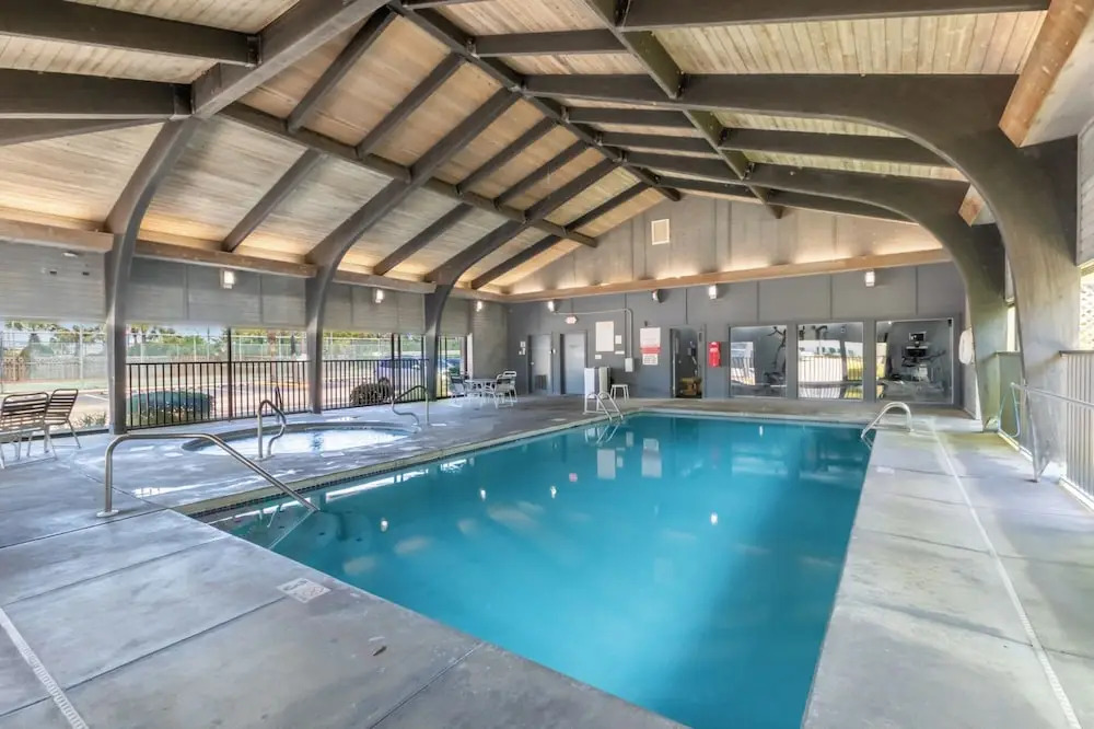 Windward Pointe 803