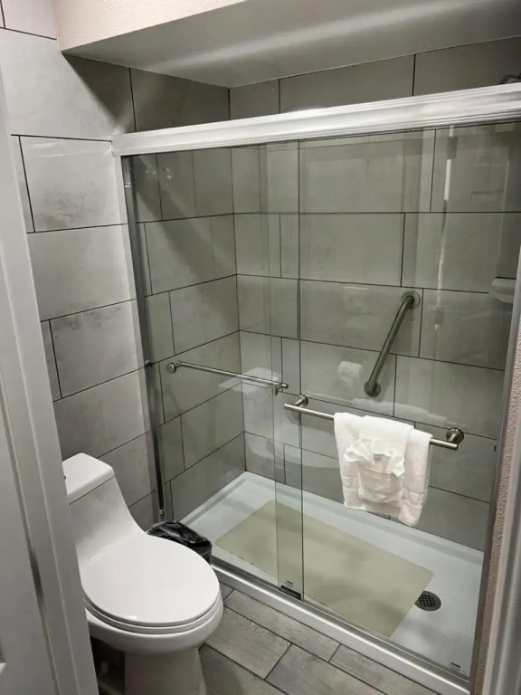 Executive Inn & Suites
