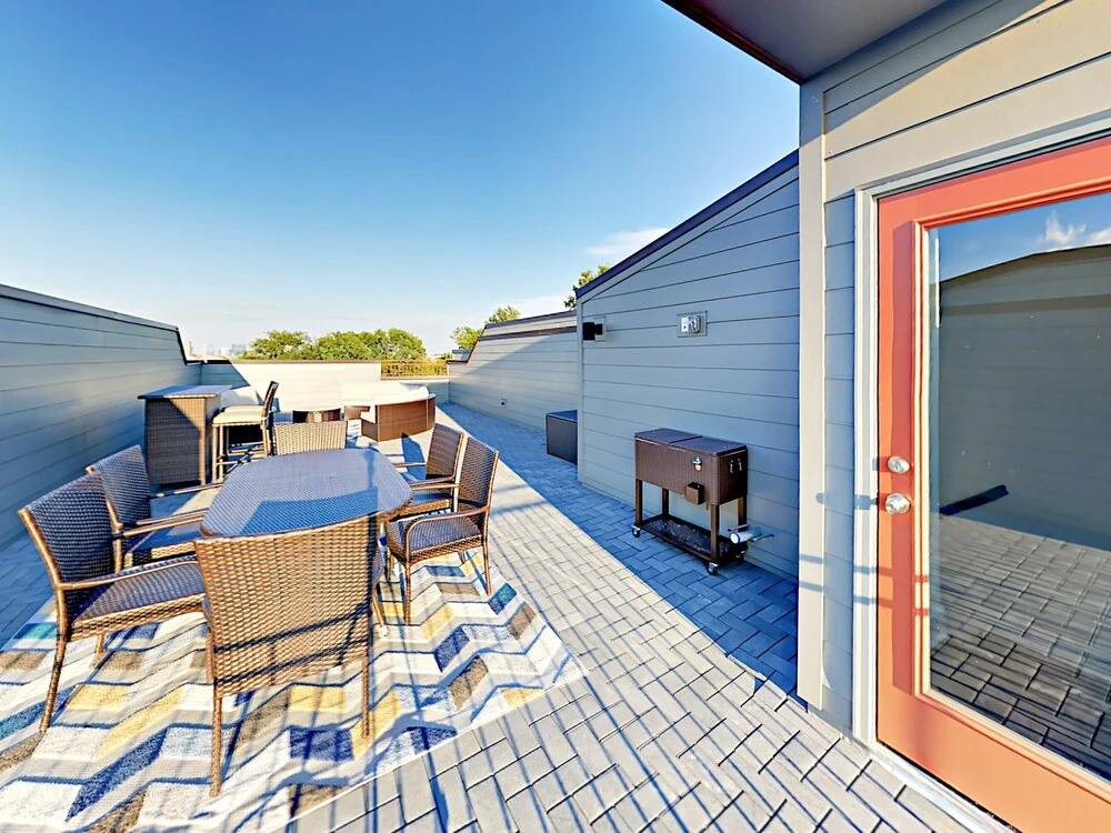 617 27th Avenue N Townhouse 3 Bedrooms 3.5 Bathrooms Townhouse