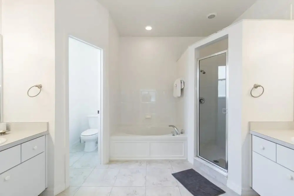 Crystal Cove 903