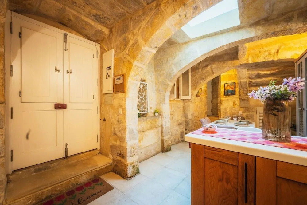 Traditional 500 Year old Gozitan Townhouse