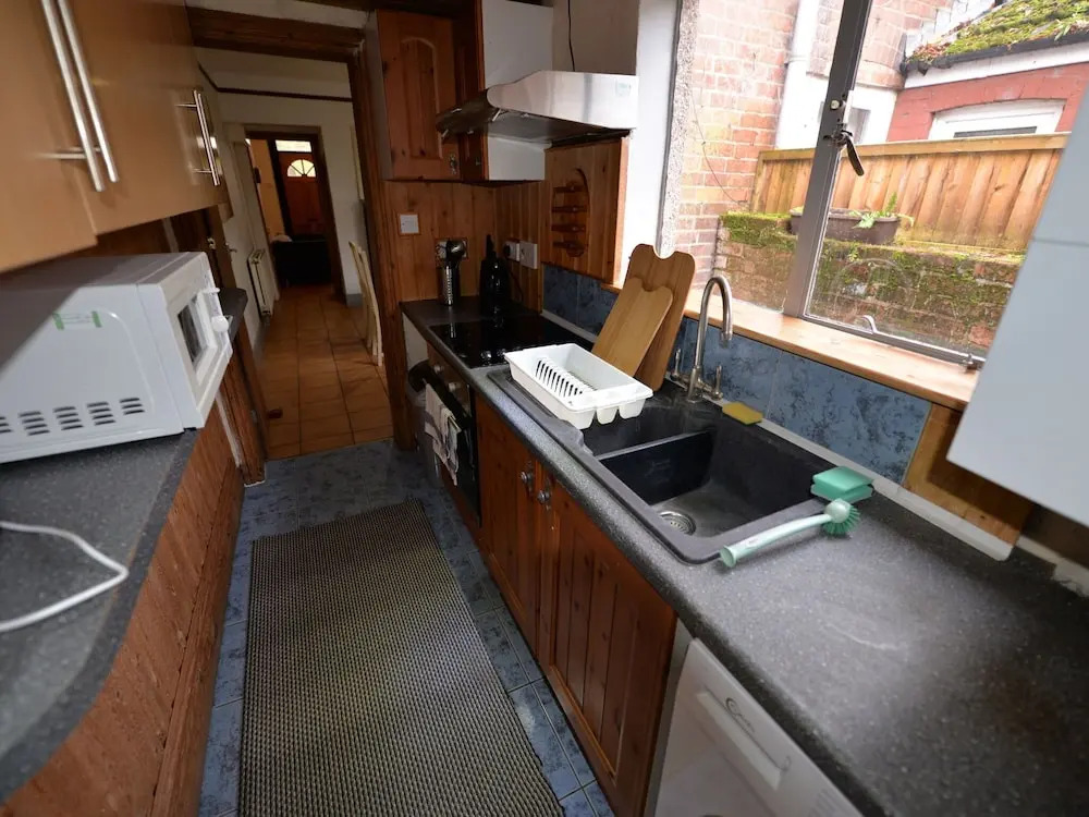 Alluring Holiday Home in Coventry near Herbert Art Gallery