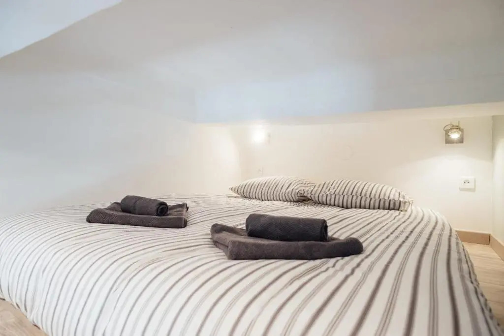 Le Notre Dame 3br with AC and balcony in the heart of Nice Welkeys