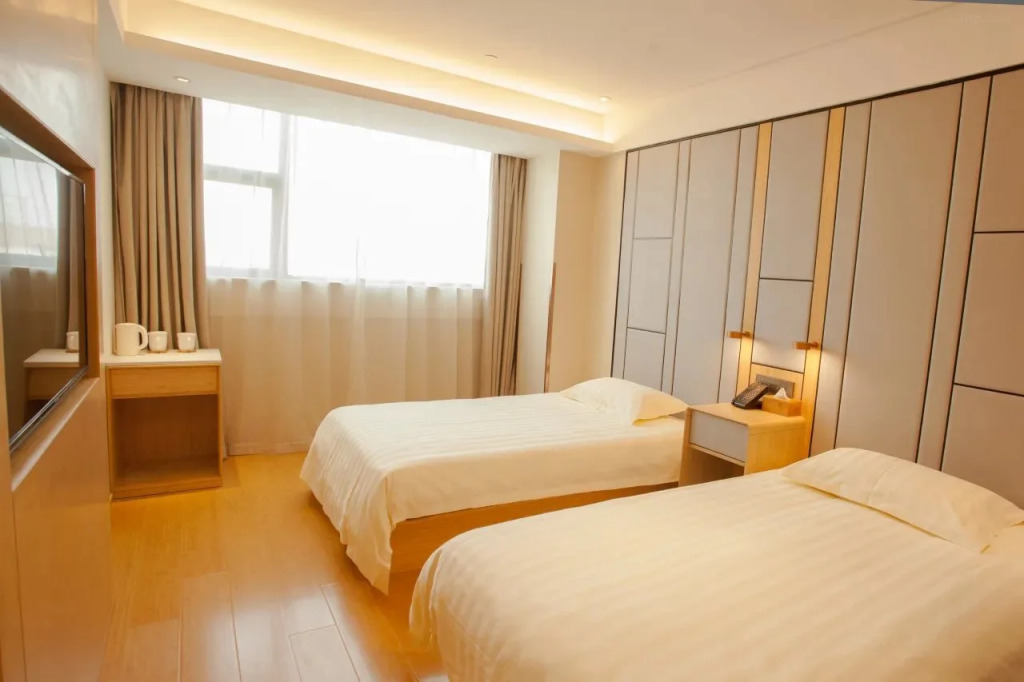 Homeinn Ripple Hotel (Shanghai Hongqiao Transportation Hub Jinghua Road)