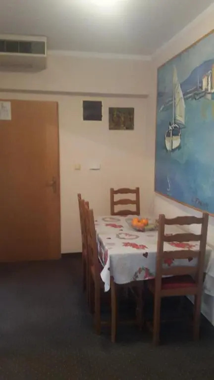 VILLA VOLOSKO with private parking and breakfast,seaview