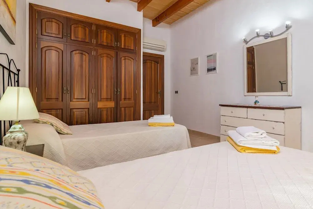 - House In
