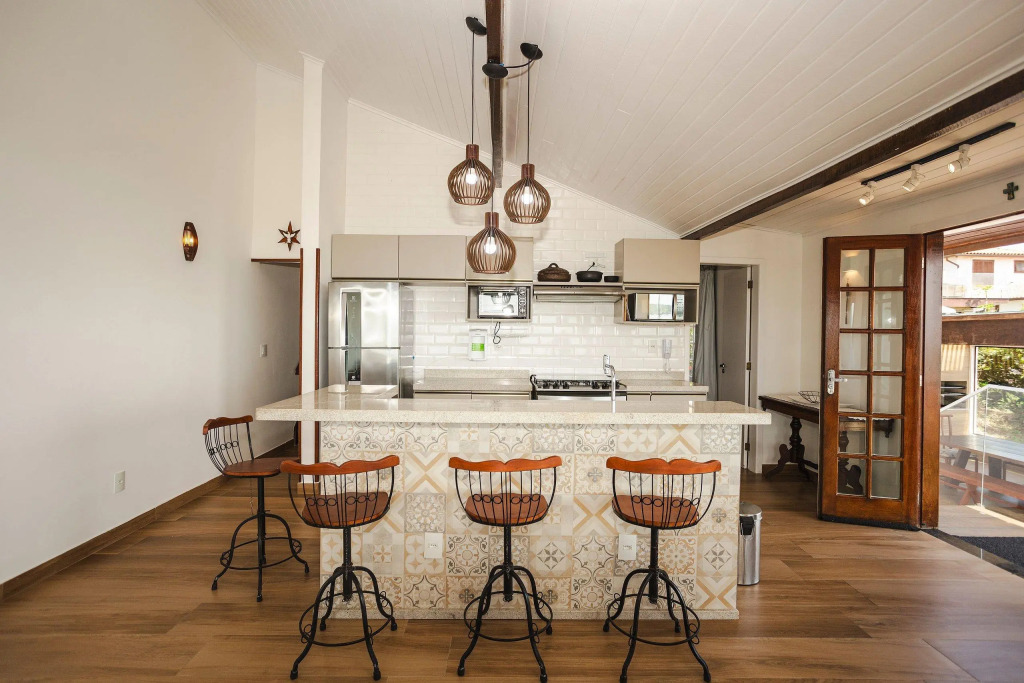 Casa C/ área Goumert E 4 Suítes | Cbr 11